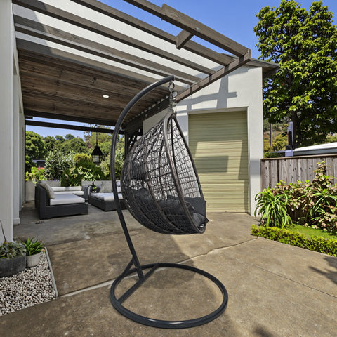 Egg Chair Swing on Patio with Gray Cushion
Hanging Egg Chair with Stand – Outdoor Setup
Egg Chair Basket Frame Close-Up
Dark Gray Cushion Detail
Indoor Setup of Egg Hammock Chair