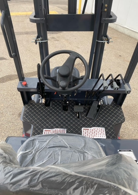 CanLift 5,500 lb electric forklift front side view
Side profile of electric forklift with red cabin
CanLift warehouse forklift with 4-foot lift
Battery-powered forklift in industrial setting
Forklift with cabin and side shift attachment