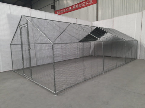 10x20 metal dog kennel cage with chicken wire fence
Walk-in outdoor animal enclosure for chickens or dogs
Backyard fenced compound with metal frame
Secure livestock pen with galvanized steel construction
Versatile pet and poultry cage outdoors