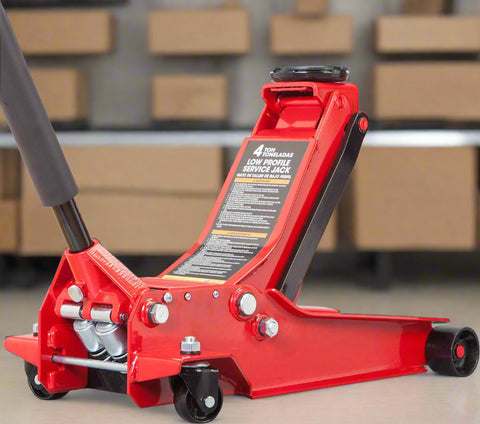 4 Ton Dual Piston Hydraulic Jack – Full Side View in Red
Low Profile Floor Jack – Close-Up of Pump and Wheels
Heavy-Duty Hydraulic Jack – Front View with Wide Frame
Dual Piston Jack – Rubber Pad and Lift Saddle Detail
Hydraulic Floor Jack – In Use with Car for Lifting Demonstration