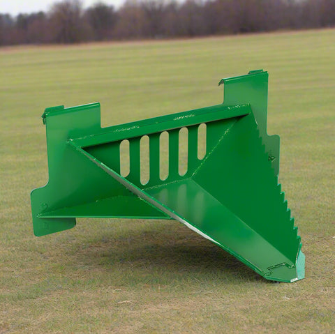 Heavy-duty stump bucket for John Deere tractor – AR400 steel, green
Side profile of tree root removal bucket with serrated edge
John Deere stump bucket attached to tractor – reinforced gussets
|Wide-angle view of stump bucket with laser-cut backplate