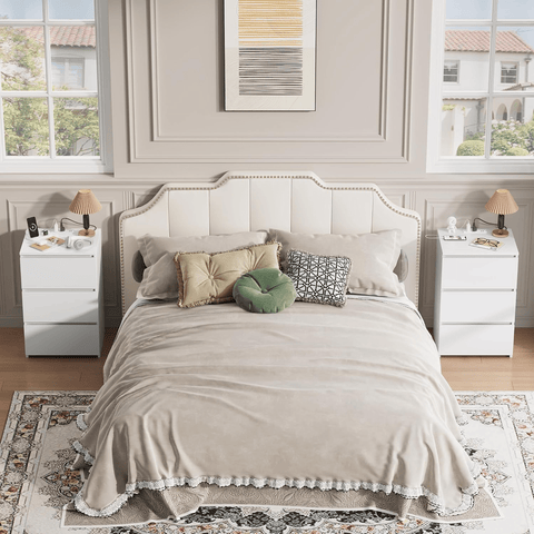 “White high gloss 2-drawer bedroom dresser”
“Black modern drawer chest with glossy finish”
“Modern white storage cabinet in bedroom setting”
“High gloss 8-drawer dresser for large storage”
“Contemporary white and black dressers for bedrooms”