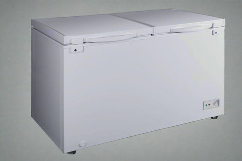Siebel white chest freezer – 5 cu. ft. model
XF402 mid-size deep freezer – 14 cu. ft. capacity
XF650 commercial chest freezer – 23 cu. ft. size
Top-opening white freezer with lift handle
Siebel freezer lineup – multiple storage sizes