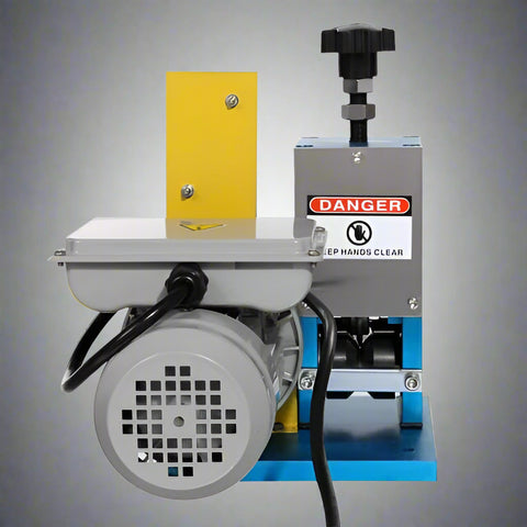 "Electric copper wire stripper AWS25 on tabletop"
"Compact 180W wire stripping machine with cord"
"Side view of AWS25 copper cable stripper"
"Adjustable roller and blade components of AWS25"
"AWS25 electric wire stripper in yellow and blue housing"