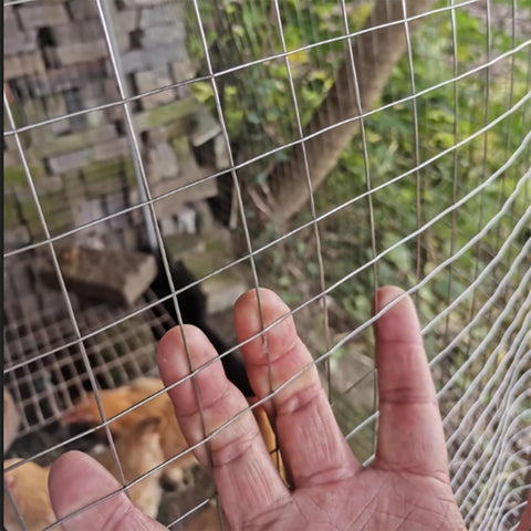 VEVOR Galvanized steel wire fence, model: SS12122425G, 640*140*140mm - with | Sold by Uncle Wiener's Wholesale