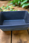 Heavy-duty 30L rectangular rubber livestock feed and water tub