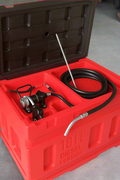 180L fuel transfer tank with red body and electric pump
Gas and diesel compatible fuel tank – 57 LPM electric pump
Portable 180-liter fuel transfer system with automatic nozzle