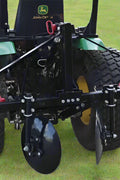 4 FT disc harrow garden tiller with 14” notched discs – black steel frame
Pull-behind disc tiller with 3-point hitch connection – 43-inch width
Field Tuff disc harrow tiller attachment for Category 1 tractors
Close-up of notched disc blades and angled shaft for deep tilling