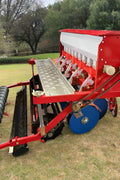 8FT 3-point hitch grain and fertilizer seeder for tractors
Red tractor seeding attachment with fertilizer rows
Heavy-duty farm planter attachment – 8 FT and 4 FT seeder