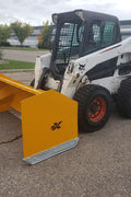 Bendall skid steer snow pusher attached to loader

Yellow snow box blade for skid steer

Heavy-duty snow bucket blade in winter setting

96-inch Bendall box blade in commercial snow use

Rear angle of Bendall snow blade showing mold board

