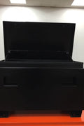 Steel jobsite tool box closed – front view

Heavy-duty black metal storage chest with lid open

Industrial-grade tool chest with reinforced lid and lock system