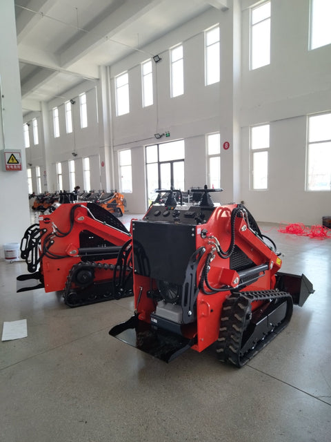 “T380 compact skid steer loader with rubber tracks”

“T460 mini tracked loader for landscaping and excavation”

“Heavy-duty skid steer with universal quick attach plate”

“Tracked compact construction loader in yellow”