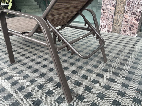 Reclining folding patio lounger chair on the beach

Adjustable sun lounger with breathable Teslin mesh

Close-up of outdoor lounger armrest and frame

Folded outdoor lounge chair ready for storage

Lounger chair beside swimming pool deck