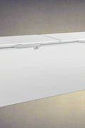 Siebel white chest freezer – 5 cu. ft. model

XF402 mid-size deep freezer – 14 cu. ft. capacity

XF650 commercial chest freezer – 23 cu. ft. size

Top-opening white freezer with lift handle

Siebel freezer lineup – multiple storage sizes