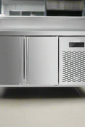 Stainless steel undercounter fridge freezer workbench with dual doors
Commercial 400L fridge freezer with prep surface
Undercounter dual temperature fridge freezer for restaurants