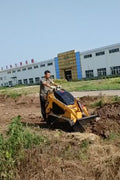 “T380 compact skid steer loader with rubber tracks”

“T460 mini tracked loader for landscaping and excavation”

“Heavy-duty skid steer with universal quick attach plate”

“Tracked compact construction loader in yellow”