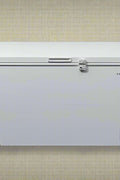 Siebel white chest freezer – 5 cu. ft. model

XF402 mid-size deep freezer – 14 cu. ft. capacity

XF650 commercial chest freezer – 23 cu. ft. size

Top-opening white freezer with lift handle

Siebel freezer lineup – multiple storage sizes